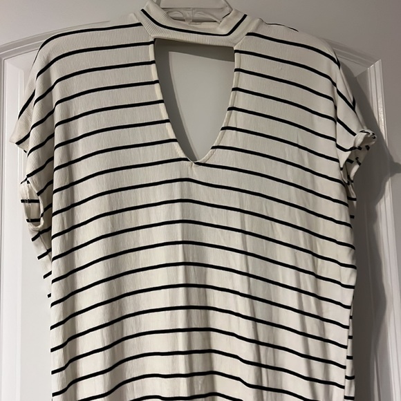 Tunic - Picture 2 of 2